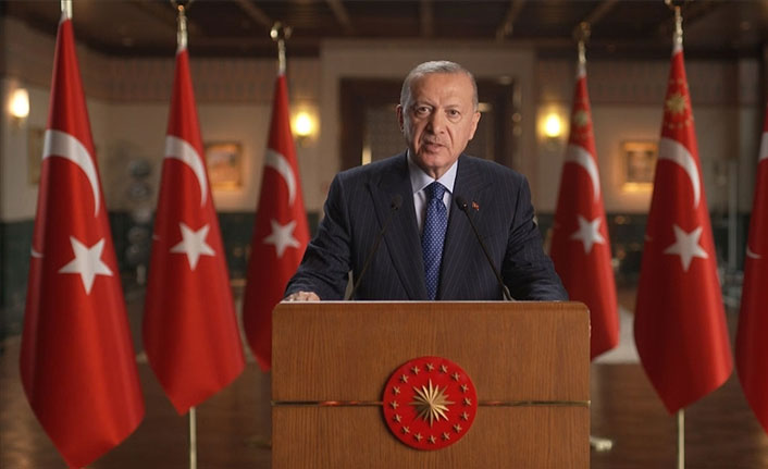 Cumhurbaşkanı Erdoğan: Geleneksel enerji kaynaklarının kullanımı azaltılmalı