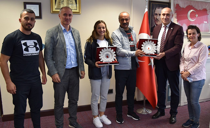 Busenaz Çakıroğlu Trabzon'da hedeflerini anlattı