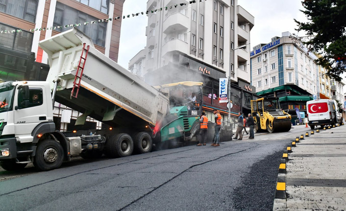 Trabzon’da Altyapı Çalışmaları Sürüyor: Farabi Caddesi Asfaltlandı
