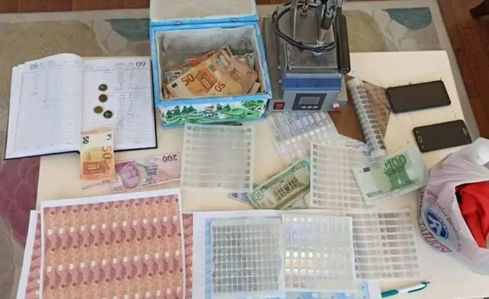 Bastığı sahte parayla aldığı sahte içkiden öldü