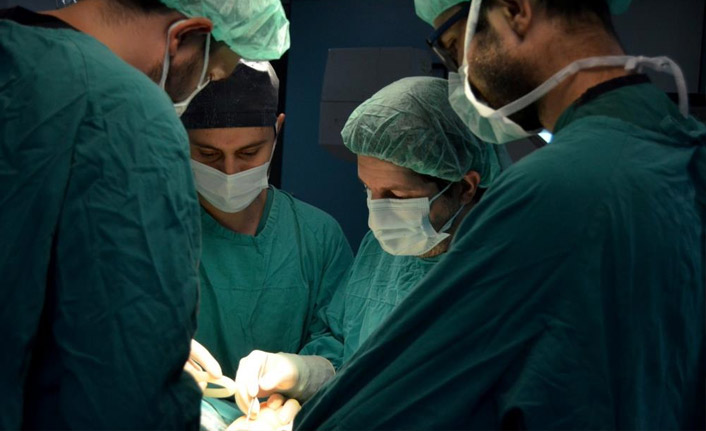 Doğuştan kalça çıkığı olan bebek sağlığına kavuştu