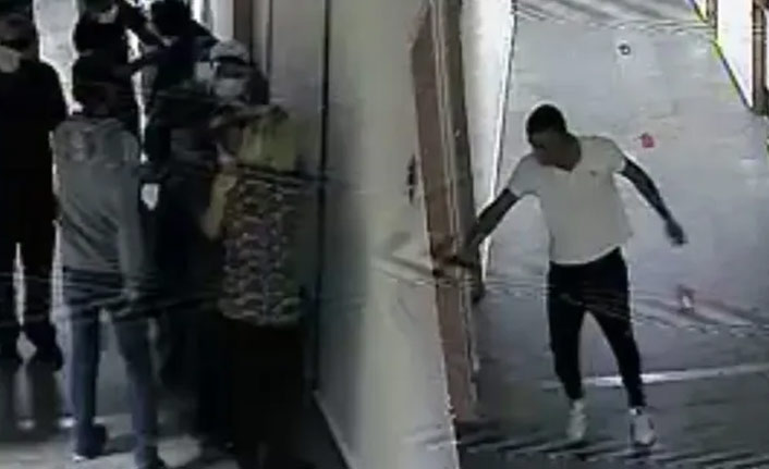 Ambulansla getirildiği hastanede 3 hemşireyi rehin aldı