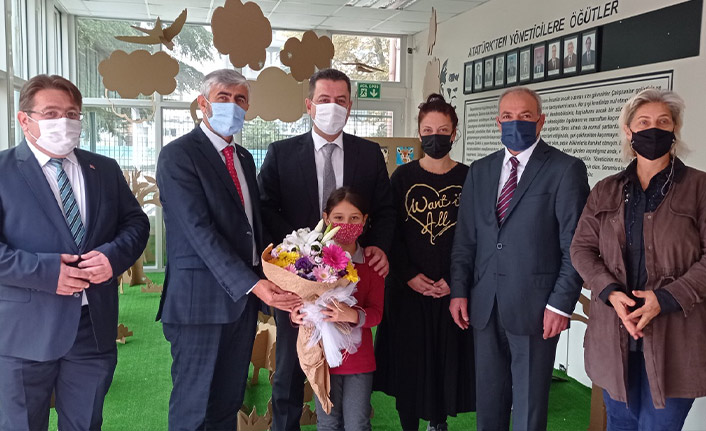 Dünya Hayvanları Koruma Gününde öğrencilerden anlamlı etkinlik