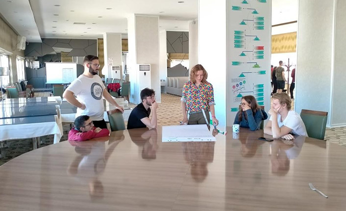 Bayburt Üniversitesi öğrencilere ev sahipliği yaptı.