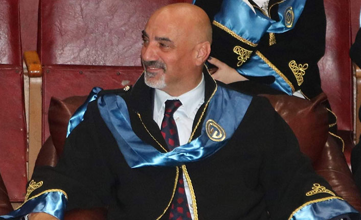 KTÜ'lü Prof.Dr. Gürsel Çolakoğlu adaylığını açıkladı