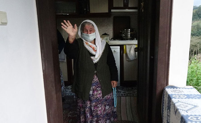 Trabzon'da 106 yaşında koronavirüsü yendi