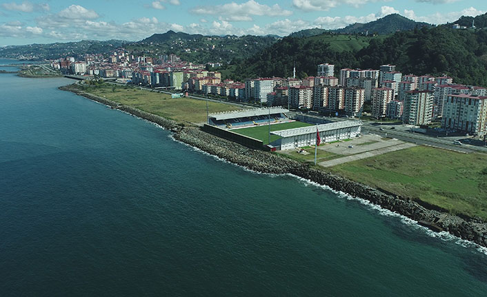 Trabzon'da denize sıfır stat