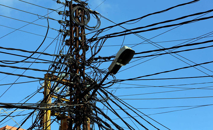  Lübnan’da elektrik krizi devam ediyor