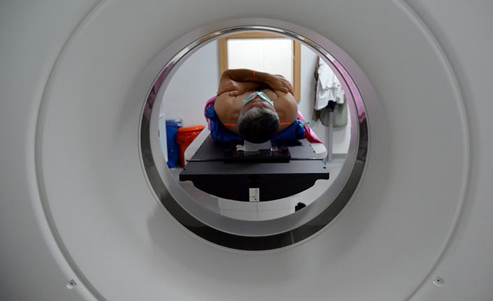 KTÜ'de 62 yaşındaki kanser hastasına özel tedavi