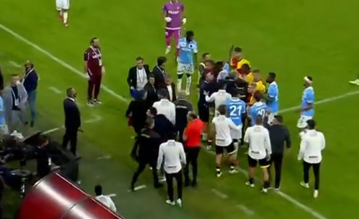 Göztepe Trabzonspor maçında ortalık karıştı