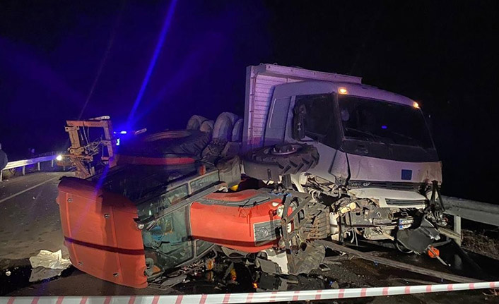 Feci kazada bir aile yok oldu!