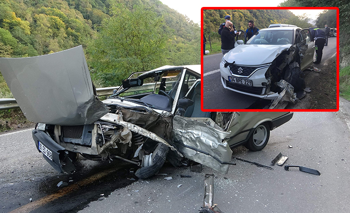 Trabzon'da iki araç kafa kafaya çarpıştı: 6 yaralı