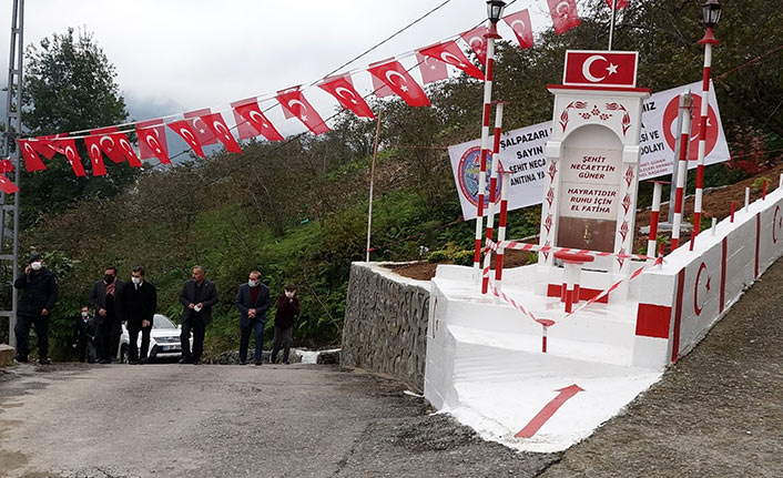 Trabzon'da görünmeyen şehit mezarı için anıt