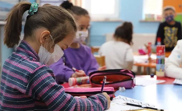 Bakanlık takvimi paylaştı! Okullarda ara tatil ne zaman?