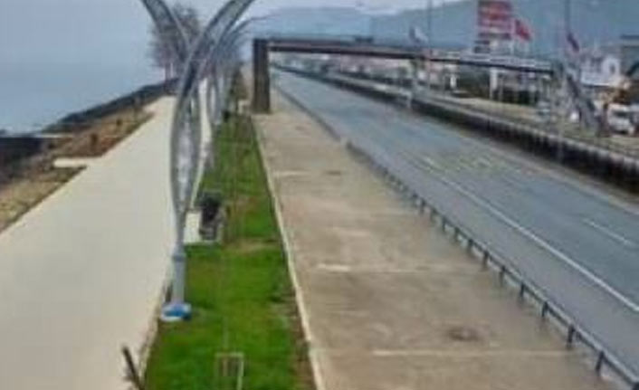 Trabzon-Rize yolunun Yomra geçişinde çalışma