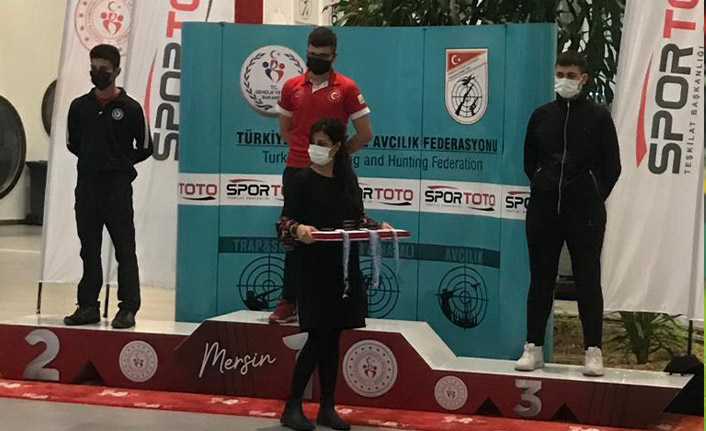 Trabzonlu sporcu altın madalya aldı