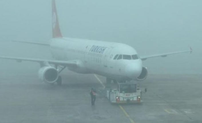 İstanbul’daki sis Trabzon uçuşlarını vurdu