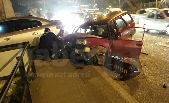 Trabzon’da iki araç birbirine girdi