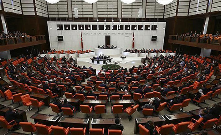 Azerbaycan tezkeresi Meclis'te