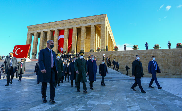 Cumhurbaşkanı Erdoğan ve devlet erkanı Anıtkabir'de
