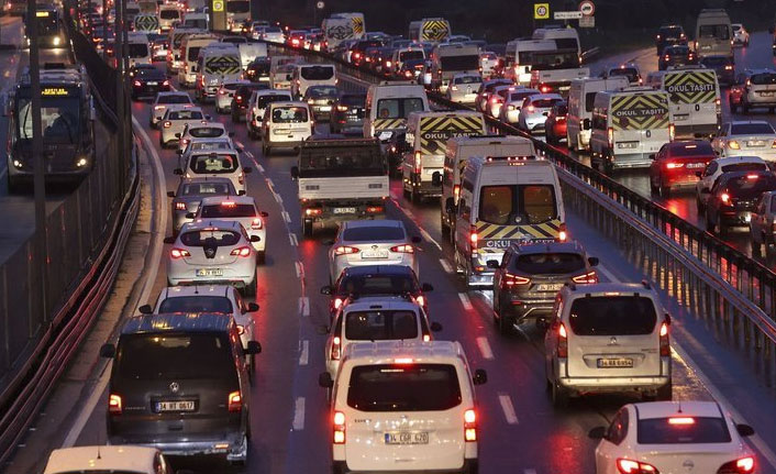 Tarih belli oldu! Benzinli ve dizel araçlara veda