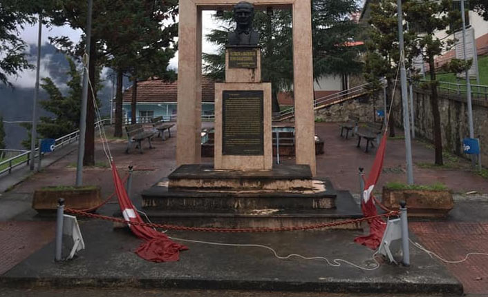 Trabzon’da Türk Bayrağına saldırı iddiasına açıklama geldi