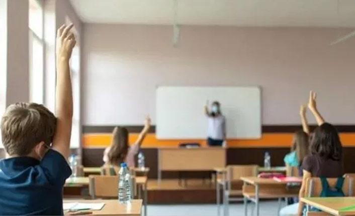 Binlerce öğretmeni ilgilendiren uzaktan eğitim kararı
