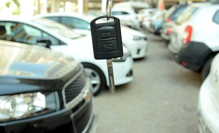 İkinci el on-line oto pazarında zirve değişmedi