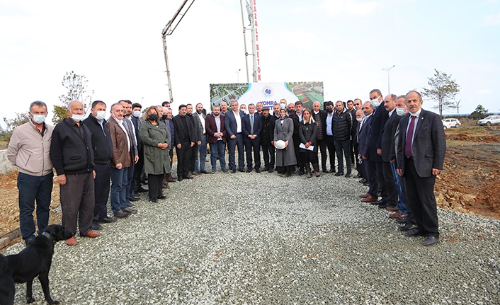 Hürriyet Parkı'nın temeli atıldı: "Yomra tarihi bir gün yaşıyor"