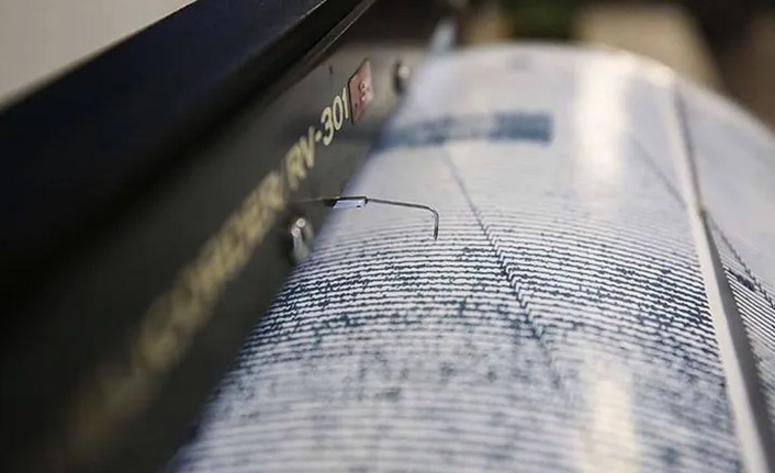 Düzce'de deprem! İstanbul da sallandı