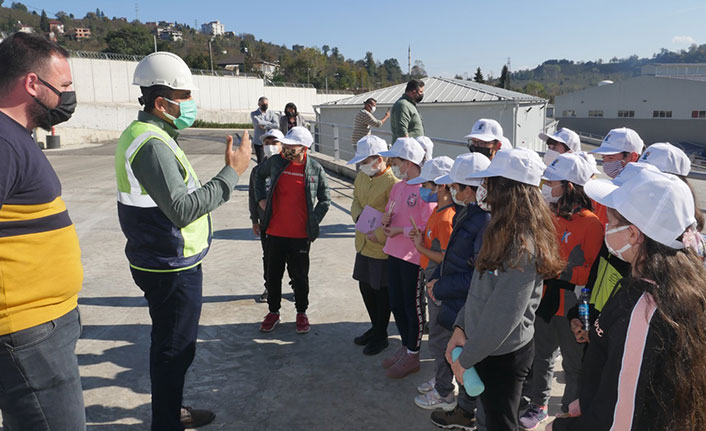 Trabzon'da Büyükşehir öğrencilere sıfır atık bilinci aşılıyor