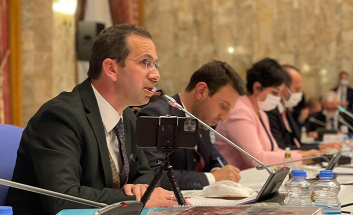 Salih Cora: Sağlıktaki 50 yıllık sorunları çözdük