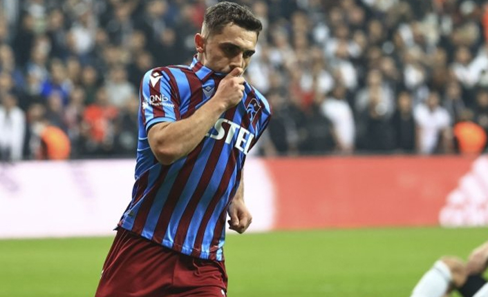 Abdülkadir Ömür şov sürüyor