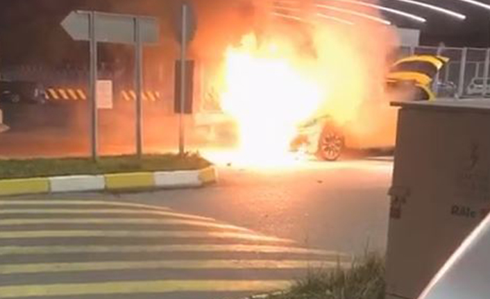 Trabzon Havalimanı'nda korku dolu anlar! Alev alev yandı