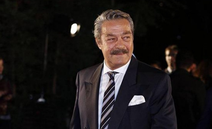 Kadir İnanır'dan ilk fotoğraf! Hastaneye kaldırılmıştı...