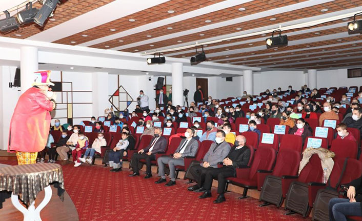 Akçaabat’ta özel bireylere özel tiyatro