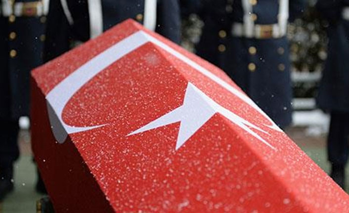 Bakan Soylu acı haberi verdi! 1 asker şehit