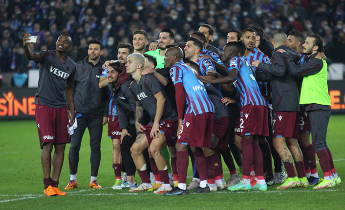 Trabzonspor rekorla lider