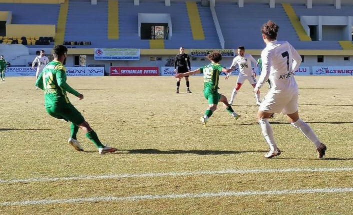 Bayburt Özel İdare sahasında kazandı