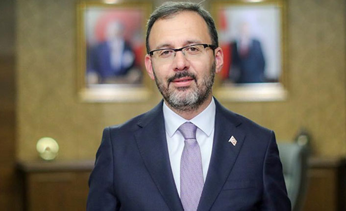 Bakan Kasapoğlu'ndan Ahmet Ağaoğlu'na tebrik