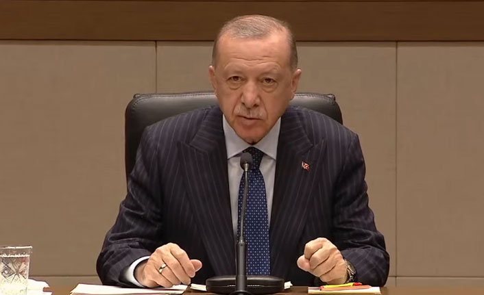 Asgari ücretin 4 Bin TL üzerinde olacağı iddiaları soruldu! Cumhurbaşkanı Erdoğan’dan açıklama