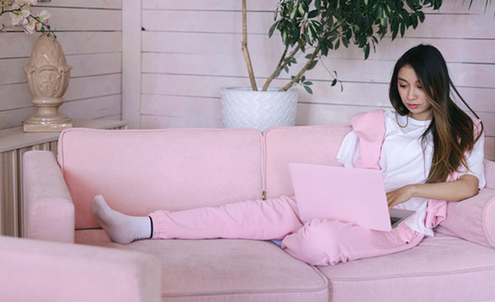 Arkadaşlık hizmetlerinde bazı kullanıcılardan nasıl saklanırsınız?