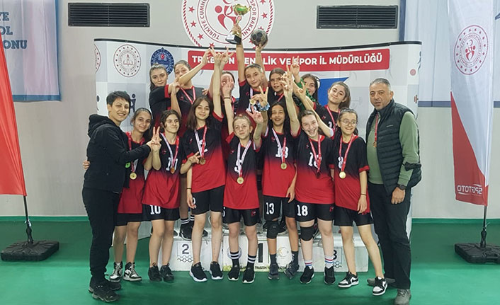 Trabzon'da Hentbol'da dereceye giren okullar belli oldu