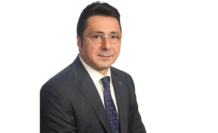 Davut Çakıroğlu: Kirlenen siyasette temiz kalmak