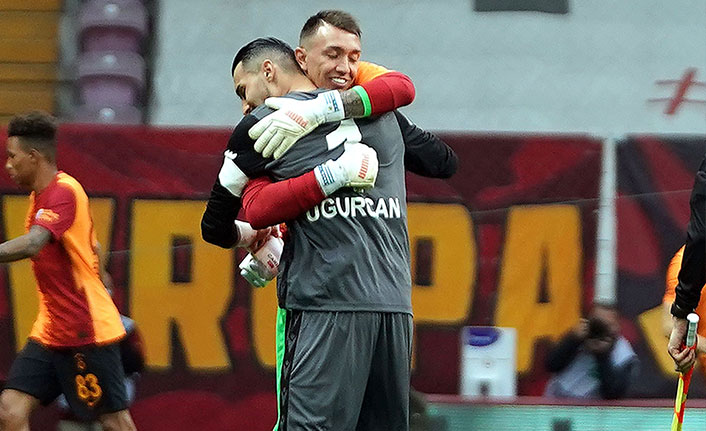 Uğurcan Çakır’dan Muslera paylaşımı
