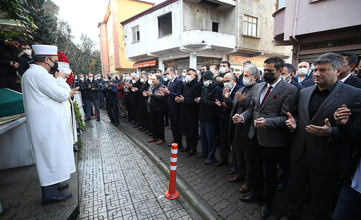 MHP İzmir Milletvekili Hasan Kalyoncu'nun ağabeyi Trabzon'da toprağa verildi