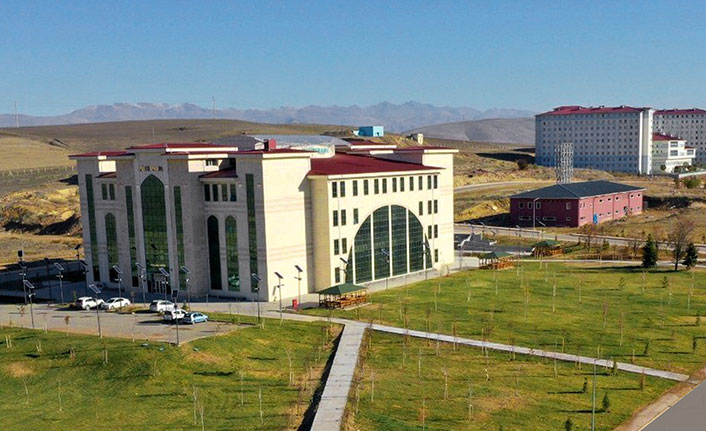Bayburt Üniversitesinden 5 isim o listeye girdi