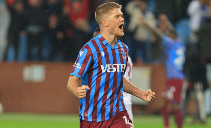 Andreas Cornelius'tan inanılmaz performans