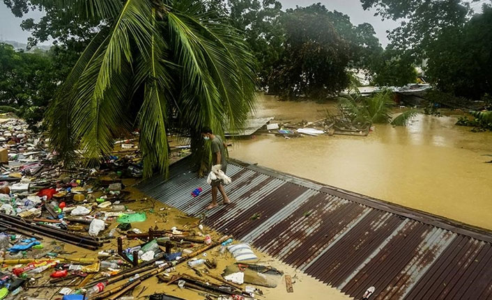 Rai Tayfunu'nun vurduğu Filipinler'de ölü sayısı 121'e yükseldi