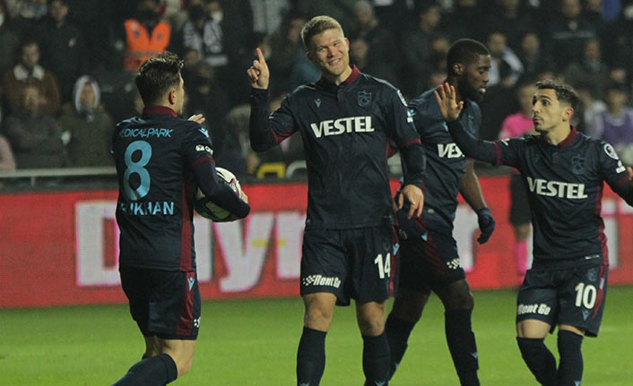 Cornelius Danimarka’da gündem oldu! "Yeniden kahraman"